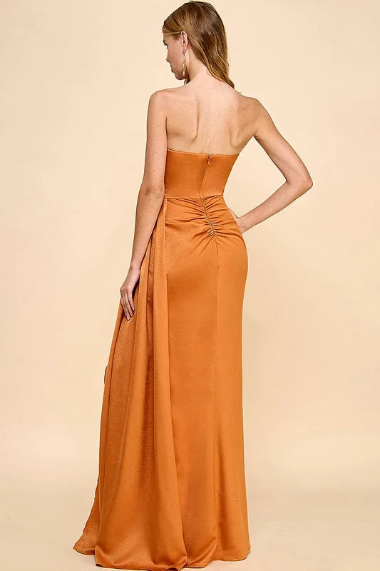 SIENNA STRAPLESS MAXI